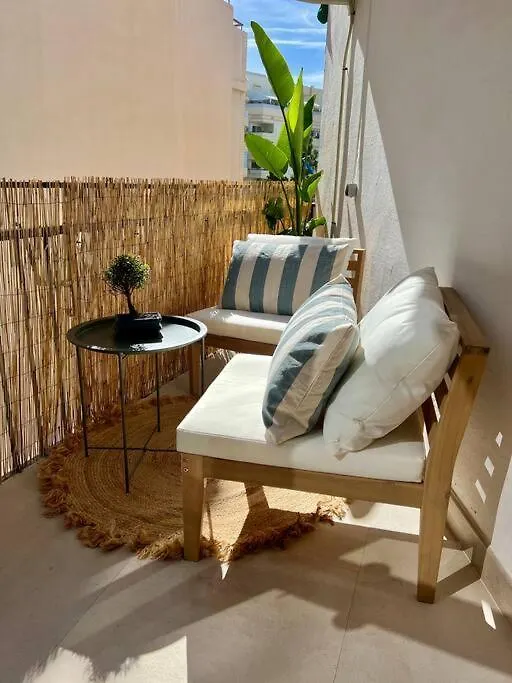 Apartamento En El Fuerte Centro Al Lado De La Playa Μαρμπέλλα 0*,